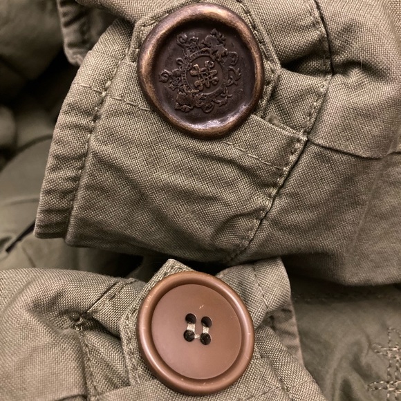 Nearly New MR & MRS ITALY Green Quilted Parka w/ Fur Hood, size S - Picture 7 of 9